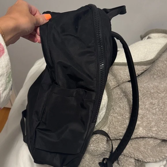 Lululemon Backpack - Picture 7 of 8